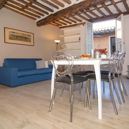 Casa Anfiteatro * 卢卡